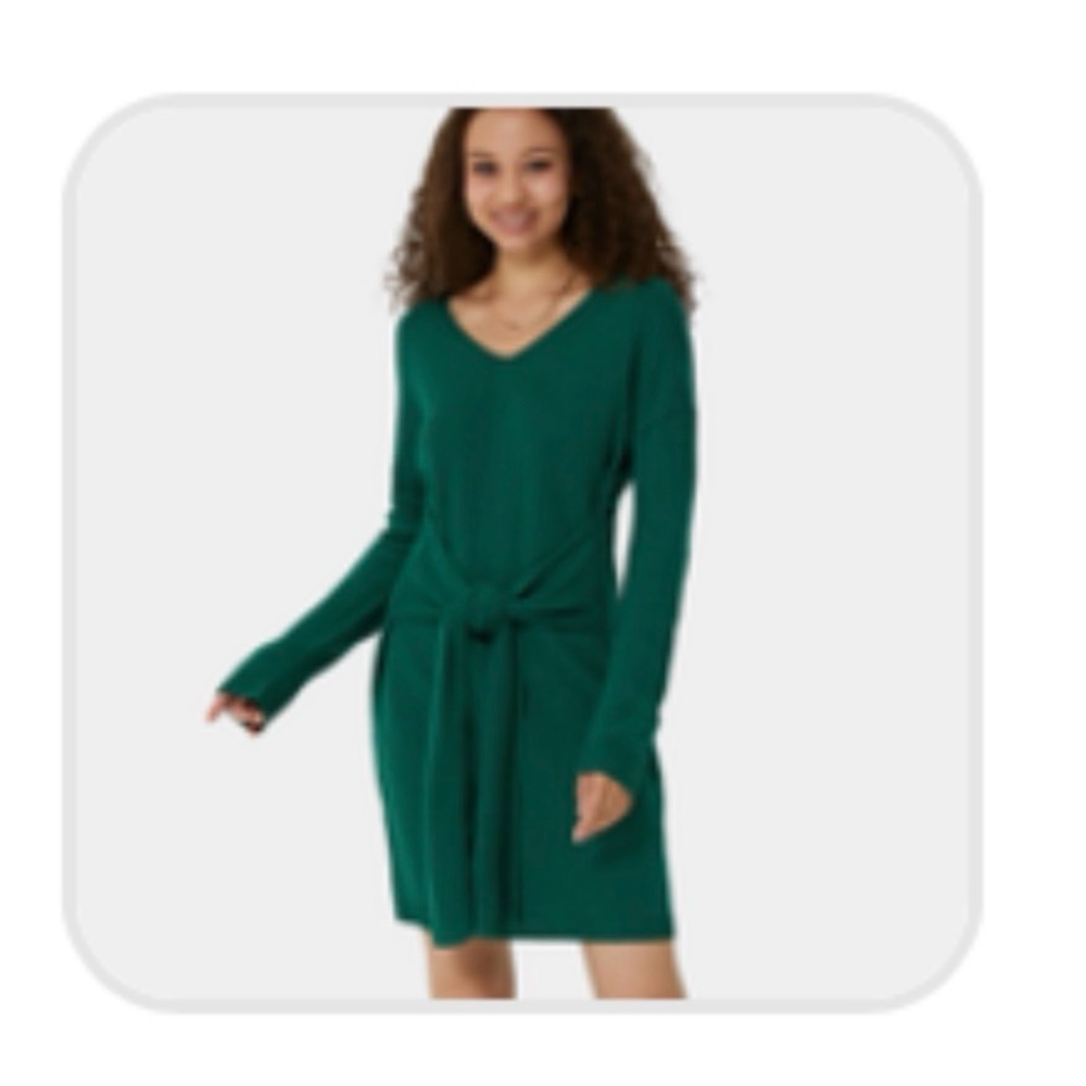 HALARA Hunter Green V-neck Long Sleeve Dress